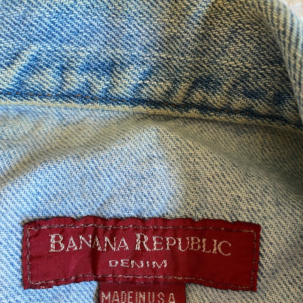 Sleeveless denim jacket - Picture 2 of 7